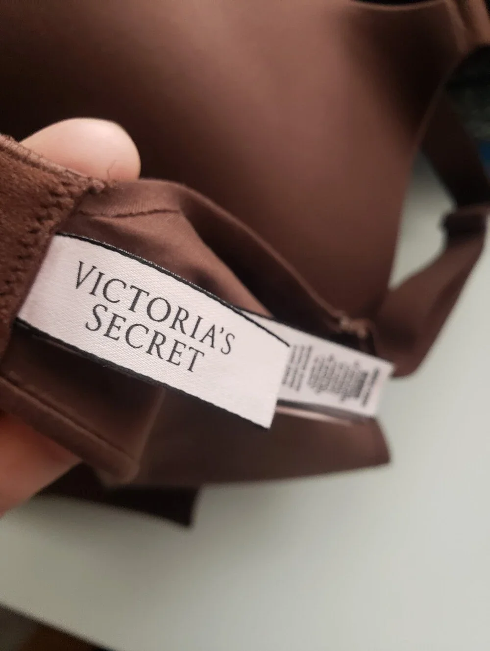 Victoria's Secret Smooth Plunge Bra - Chocolate Brown - Picture 8 of 8